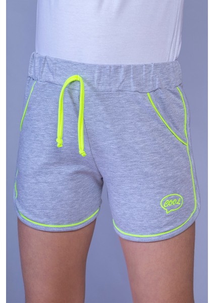 Kız Çocuk Cool Nakışlı Iki Yanı Cepli Şort