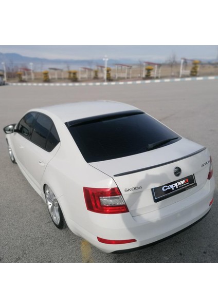 Skoda Octavia Arka Cam Üstü Spoyler Rüzgarlık Kanat Akrilik Abs Parlak Siyah 2013-2019