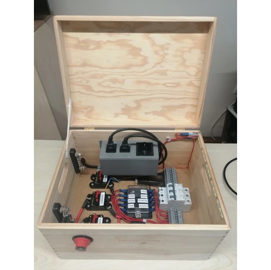 Electrozirve Karavan Elektrik Panosu