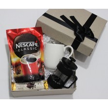 Gökcan Home Nescafe 200 gr & French Press & Beyaz Kupa Bardak & Çikolata Hediye Seti