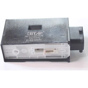 Bmw Kapı Kilit Merkezi Ön  E34 E36 67118353012