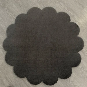 ERDEMİR HALI Antrasit Kaymaz Taban Dekoratif Post(Peluş) Halı 80 x 80