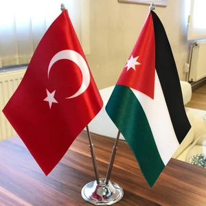 Fors Bayrak Ürdün-Türkiye Masa Bayrağı Krom Direkli Ikili Bayrak