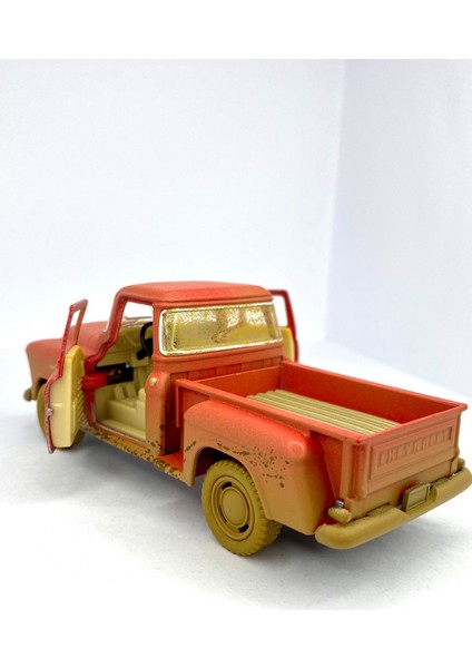 1955 Chevy Stepside Pick - Up (Çamurlu) - Çek Bırak 5inch. Lisanslı Model Araba, Oyuncak Araba 1:32