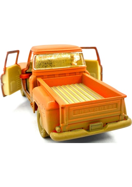 1955 Chevy Stepside Pick - Up (Çamurlu) - Çek Bırak 5inch. Lisanslı Model Araba, Oyuncak Araba 1:32