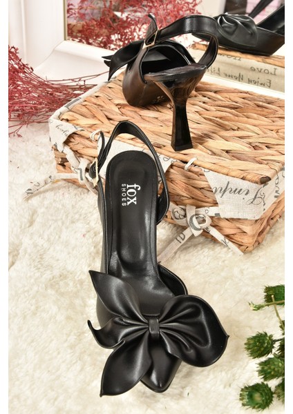 Siyah Kurdele Detaylı Kadın Topuklu Ayakkabı K922164809 fırsatları