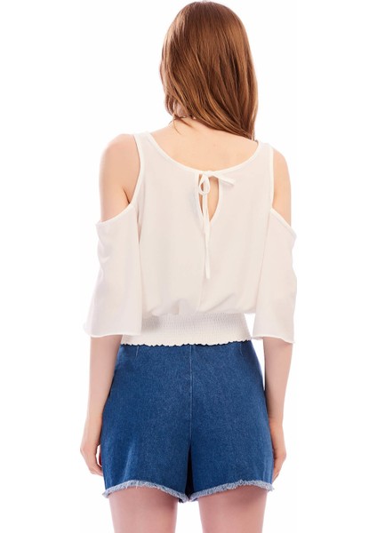 8262260 Kobe Omuzu Açık Beli Lastikli Kısa Kol Bluz Ekru fiyatları