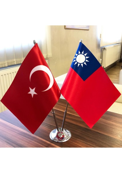 Krom Direkli Tayvan-Türkiye Masa Bayrağı 2'li
