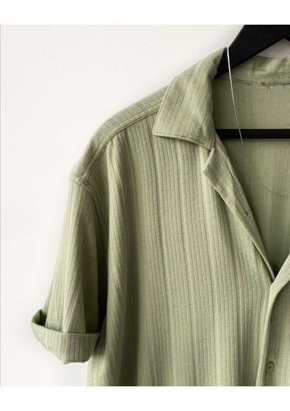 ERKEK YEŞİL %100 PAMUK DESENLİ YAZLIK KISA KOL GÖMLEK fiyatları