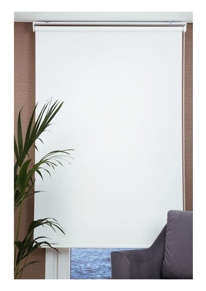 Beyaz Mat Kalın Etek Dilimli Stor Perde