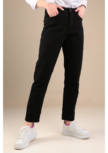 Mom Kalıp Kot Pantalon