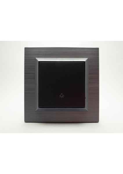 Quantum Inox Light Anahtar Çerçeveli