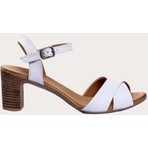 Bueno Shoes Beyaz Deri Kadın Topuklu Sandalet