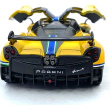 Kinsmart 2016 Pagani Huayra Bc (Şeritli) - Çek Bırak 5inch. Lisanslı Model Araba, Oyuncak Araba 1:38