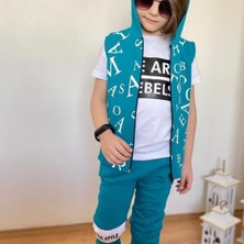 Quzucuk Kids Erkek Çocuk Harfler Baskılı Yelekli Takım