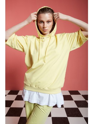 Mizalle Basic Kısa Kollu Sweatshirt - Açık Sarı