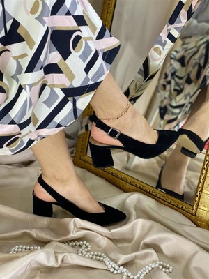 Öncerler Ayakkabı Siyah Süet Arkası Açık Kadın Topuklu Ayakkabı