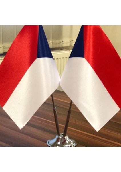 Krom Direkli Çek Cumhuriyeti Masa Bayrağı 2'li fiyatları