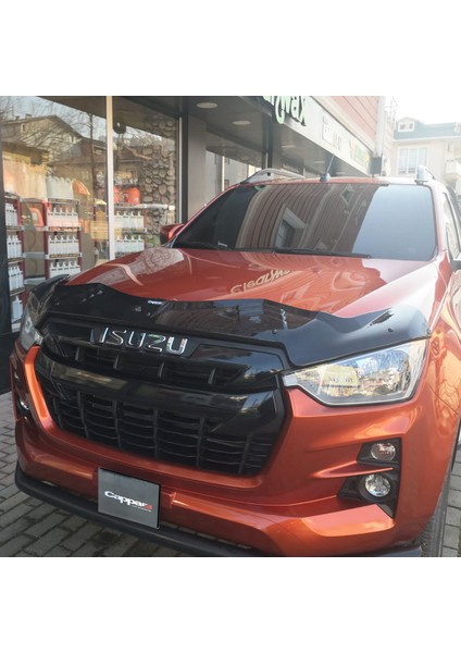 Isuzu D-Max Ön Kaput Koruyucu Rüzgarlığı Yarasa Model 4mm Akrilik (Abs) Piano Black 2021->