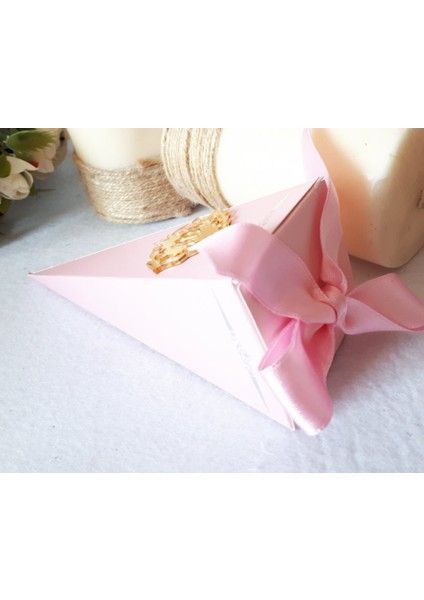 30 Adet Pembe Kulah Pleksi Isimlikli Bebek Şekeri fiyatları