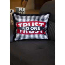 Adawall Trust No One Dekoratif Kırlent