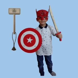 Ahşap Oyuncak Seti 4'lü, Kaptan Türkiye Maskesi, Kalkanı, Kılıcı ve Ahşap Tor (Thor) Çekici