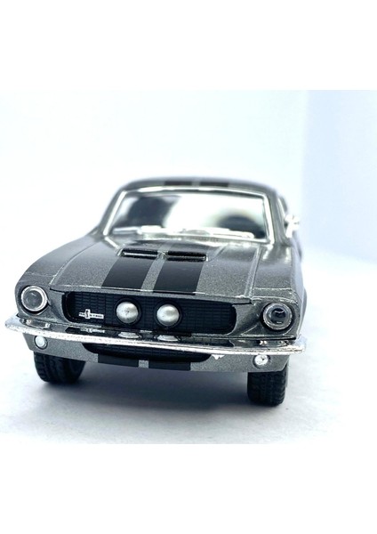 1967 Ford Shelby Gt - 500 - Çek Bırak Lisanslı Model Oyuncak Araba 1:38 modelleri