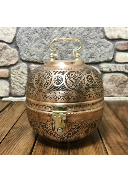 Bakır Işlemeli Ekmeklik
