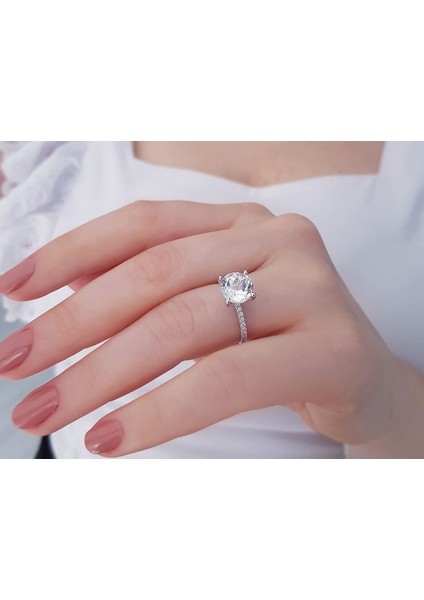Toplam 3,80 Karat Pırlanta ve Beyaz Topaz Tektaş Yüzük 0402R0023 fırsatları