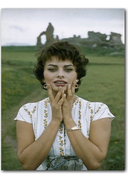 Ahşap Tablo Sophia Loren Heyecanla Izlemede