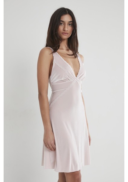 840 Kadife Gecelik - Pudra