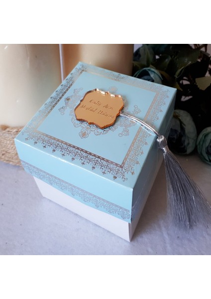 30 Adet Kur'an-I Kerim ve Tesbihli Aynalı Krem Kutu Mevlit Hatırası fiyatları