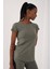 Çağla Sırt Pencereli Kısa Kol Standart Kalıp O Yaka Kadın T-Shirt - 97101 4
