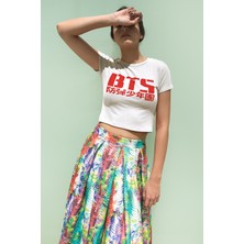 Rock&Roll Bts Beyaz Kısa, Kesik Crop Top Kadın Tişört