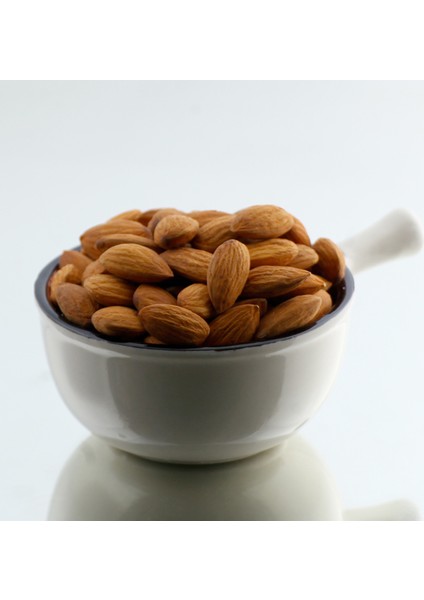 Çiğ Badem Içi 500 gr fiyatları