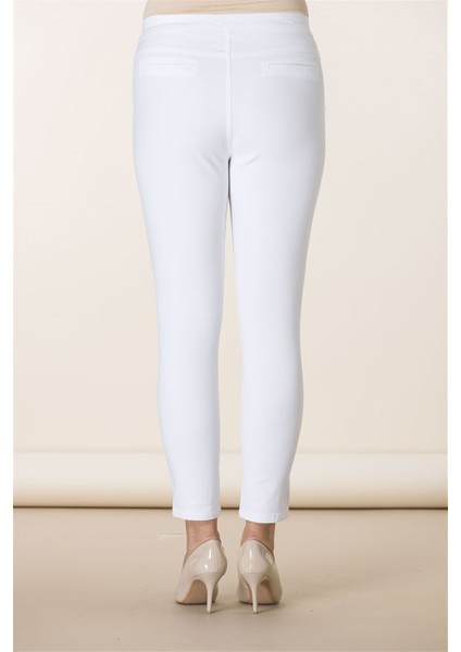 Cep Detaylı Büyük Beden Pamuk Pantolon Beyaz modelleri