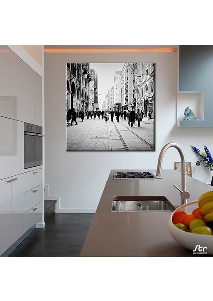 Istiklal Caddesi Kanvas Tablo 70 x 70 cm