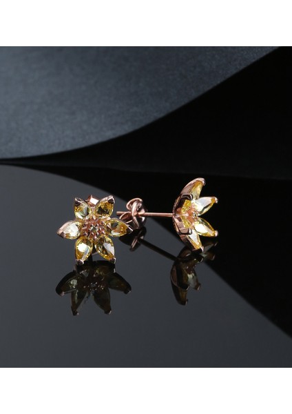 Lotus Chic Gümüş Küpe