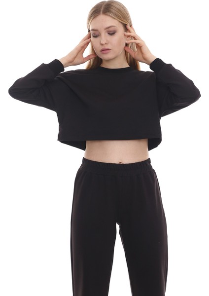 Uzun Kollu Crop Sweatshirt