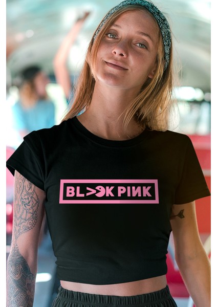 Blackpink Pac Siyah Kısa, Kesik Crop Top Kadın Tişört