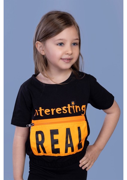 Toontoy Kız Çocuk Crop Model Cebi Reflektör Detaylı Baskılı Tişört