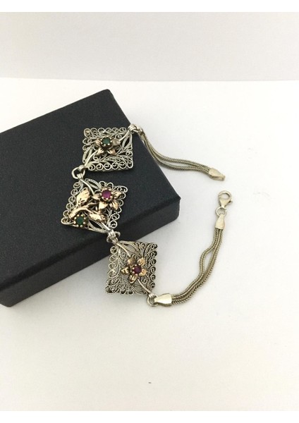 Gümüş Çiçek Yakut ve Zümrüt Taşlı Otantik Bileklik