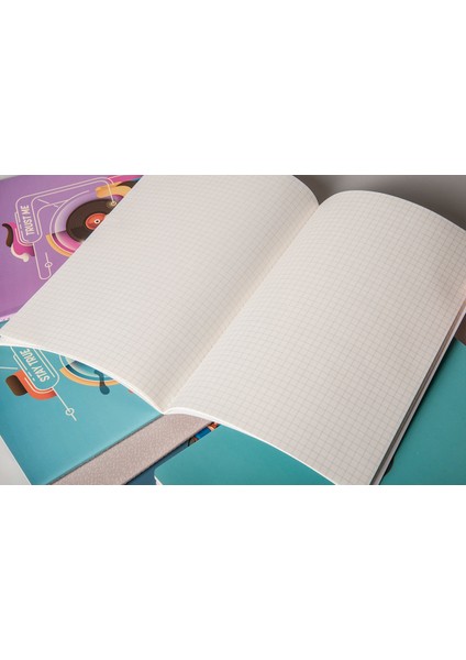 Handy 40 Yaprak Kareli Okul Defteri 17 x 24 cm