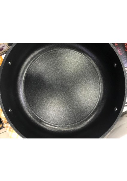 Titanium 28 cm Basık Tencere 4,25 Lt SF8628TT