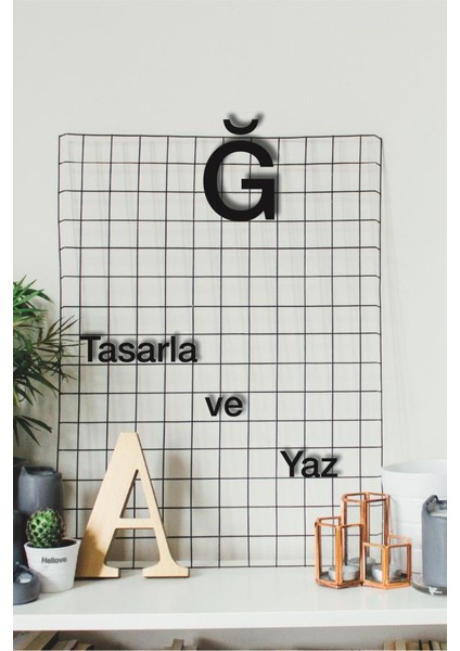 Alfabenin Tüm Harfleri Harfi Kendi Cümlelerini Yaz 2 Adet Helvetica Fontlu Duvar Yazısı