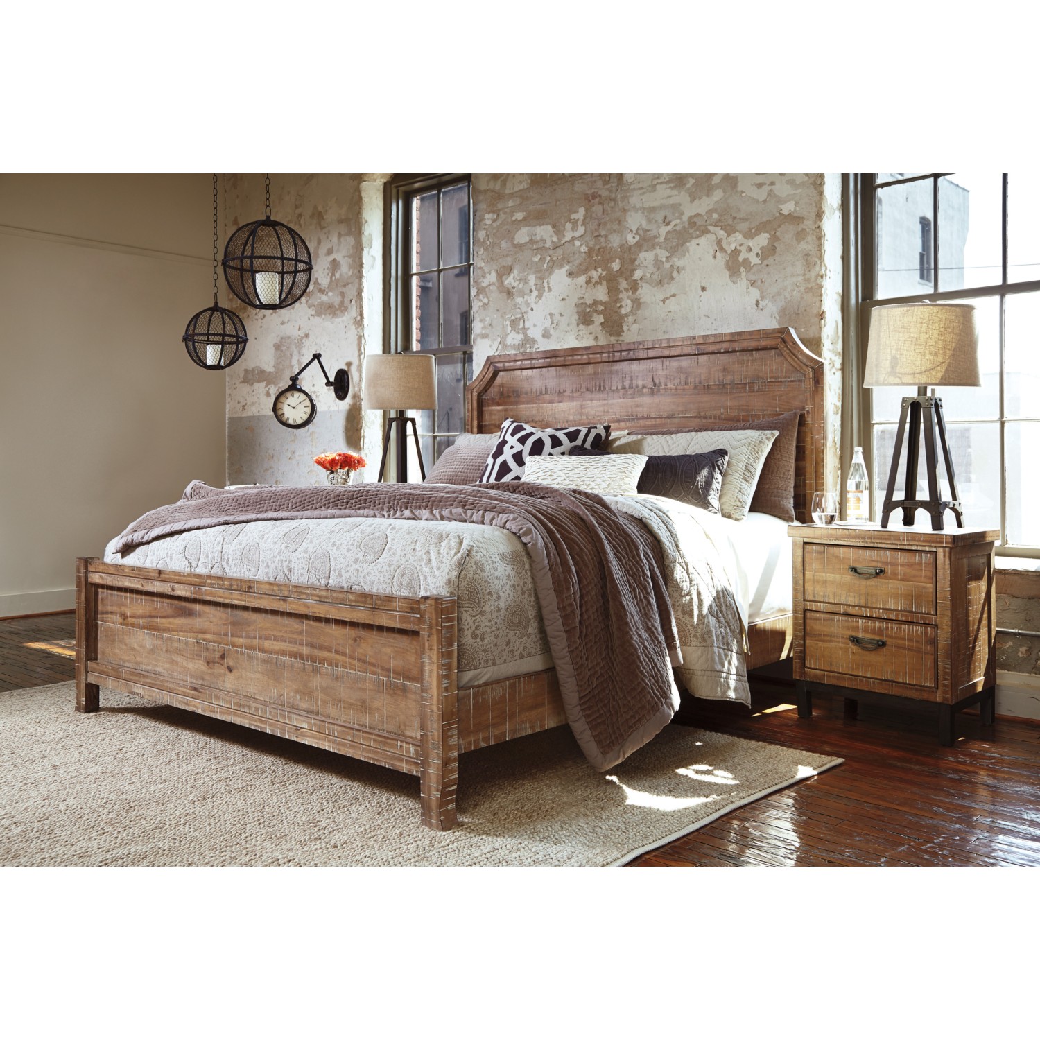 Ashley Furniture Fanzere Queen Yatak Fiyatı Taksit