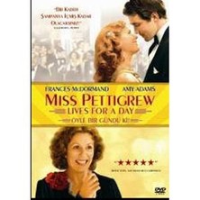 Miss Pettıgrew Lives For A Day (Öyle Bir Gündü Ki!)