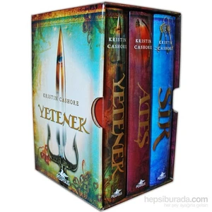Yedi Krallık Üçlemesi Kutulu Özel Set (Ciltli 3 Kitap) - Kristin Cashore
