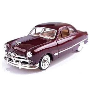1:24 1949 Ford Coupe -Bordo Model Araba