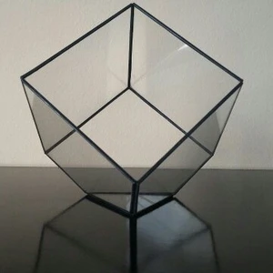 Green Sensations Qube Geometrik Vitray Cam Fanus